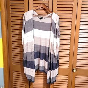 Torrid Size 5/6 Sweater/Poncho (perfect fall colors!)